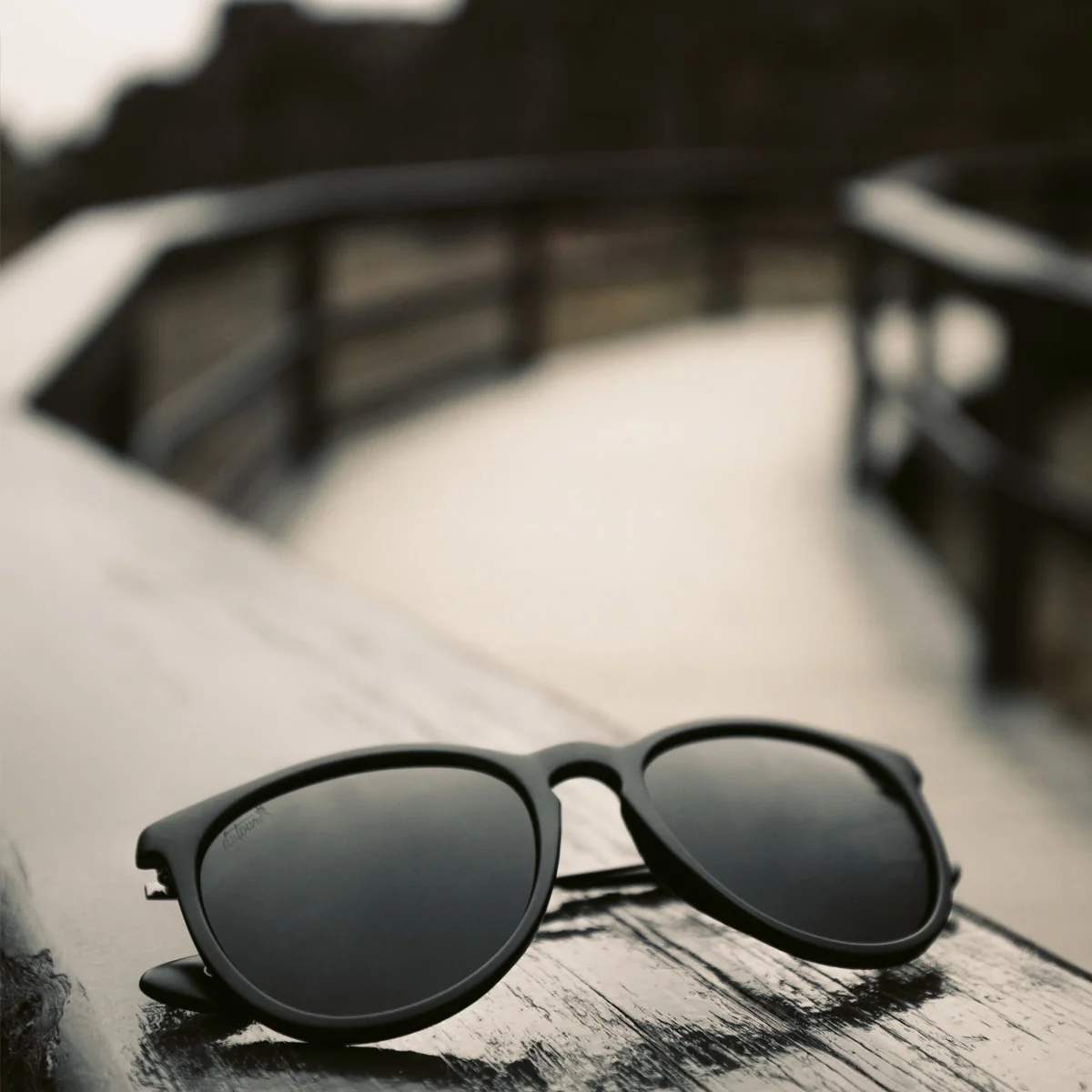 Hurricane - Matte Black - Jet Black Polarized - Image 3