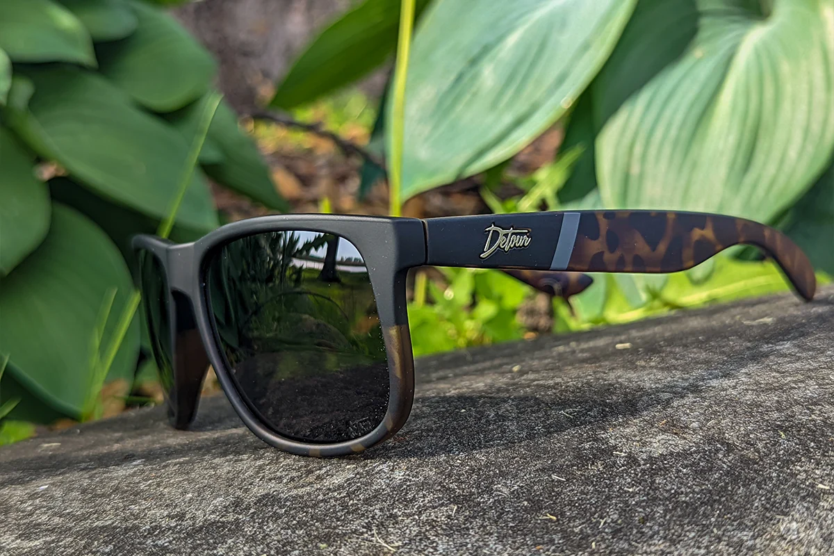 Eminence - Tortoise Fade - Jet Black Polarized Lens - Image 3